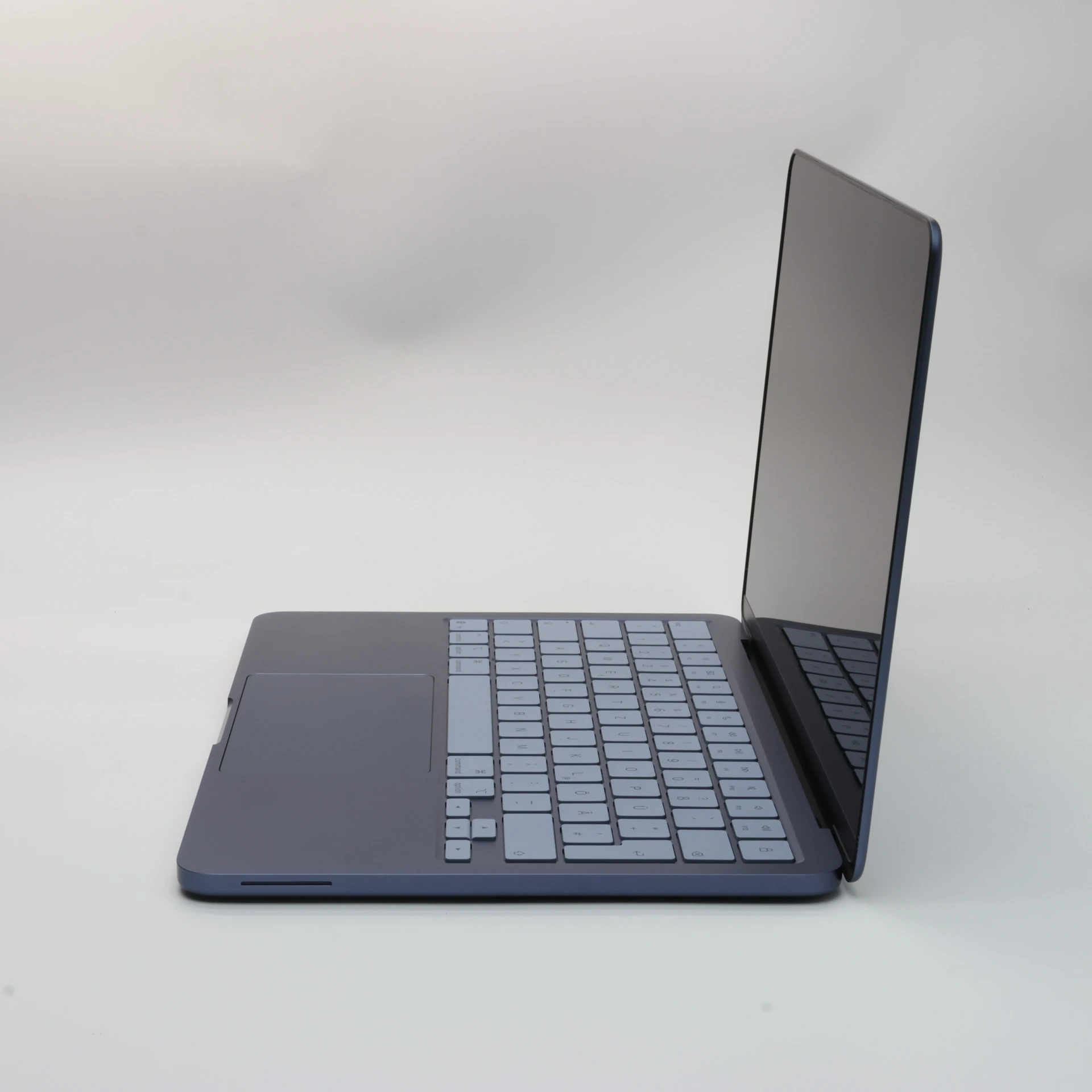 Apple MacBook Neo EU, 256 GB, Indigo, A+