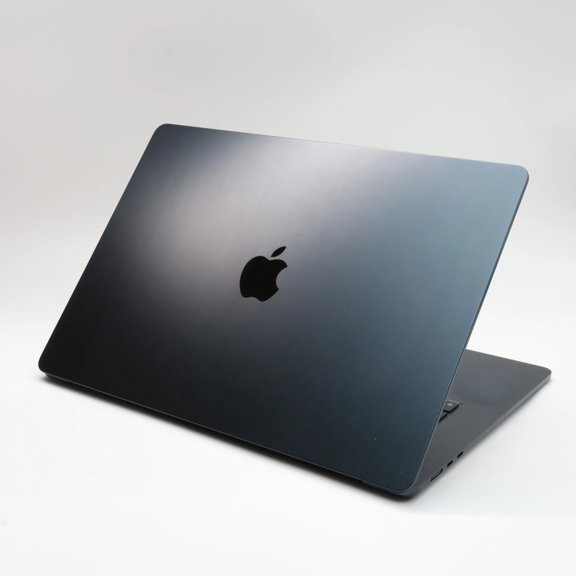 Apple MacBook Air M3 2024 15" HUN, 256 GB, Midnight, 8 GB, "A"