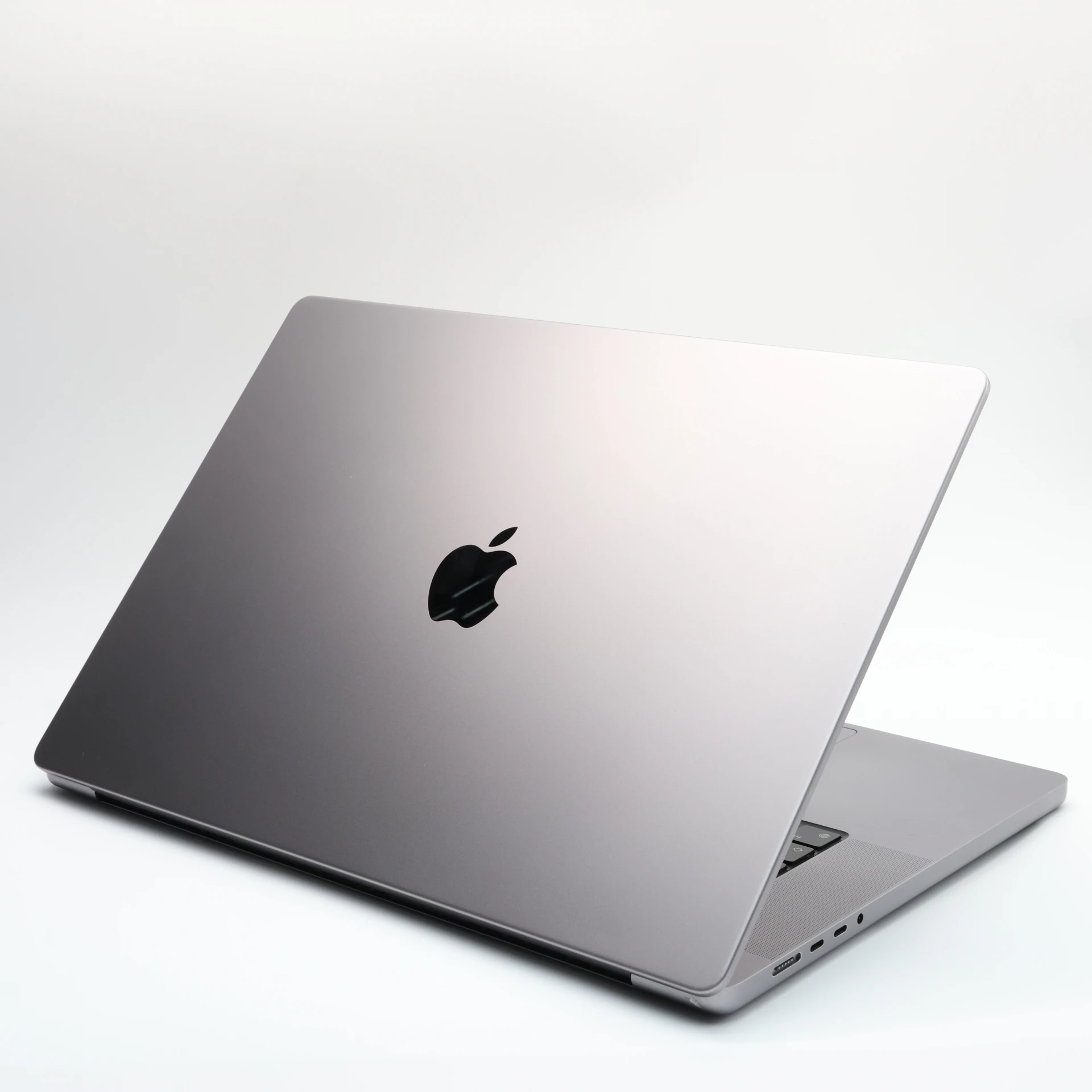 Apple MacBook Pro 16″ 2021 HUN, 1TB, Space Gray, M1 Pro, 16 GB, "A"
