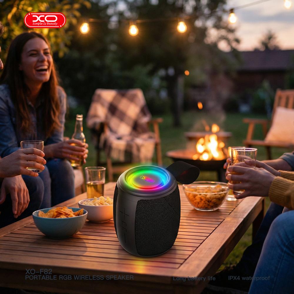 XO F82 Boombox hordozható Bluetooth hangszóró USB/TF kártyaolvasóval (Fekete)