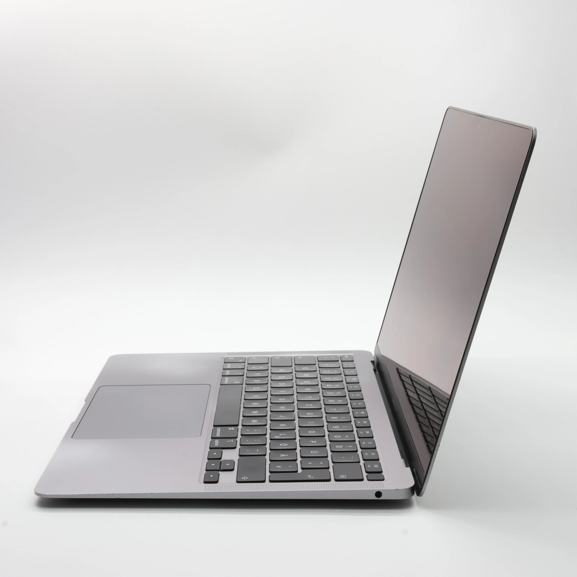 Apple MacBook Air 13″ 2020 EU, 512 GB, Space Gray, M1, 16 GB, SSD, "A" – 2. kép
