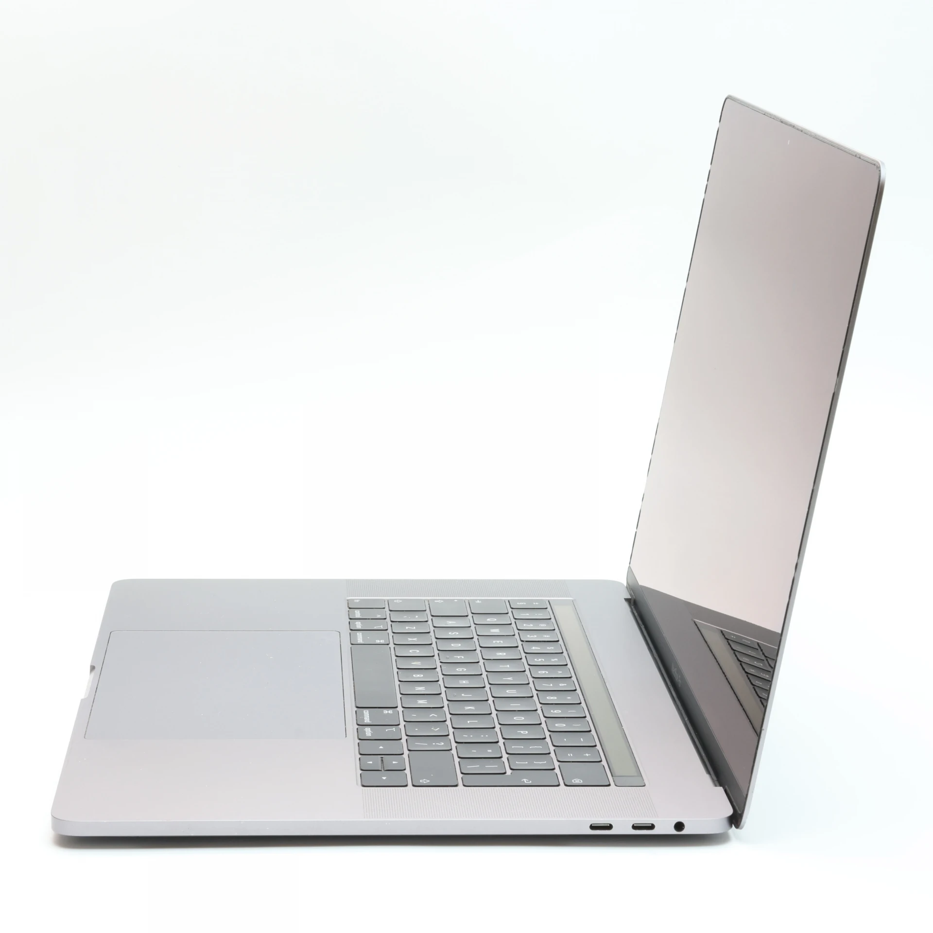 Apple MacBook Pro 15″ Touch Bar 2019 EU, 256 GB, Space Gray, i7, 16 GB, SSD, "B" – 2. kép