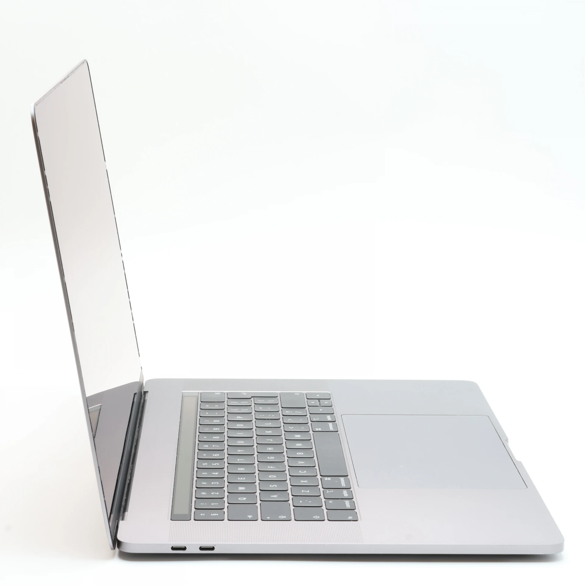Apple MacBook Pro 15″ Touch Bar 2019 EU, 256 GB, Space Gray, i7, 16 GB, SSD, "B" – 3. kép