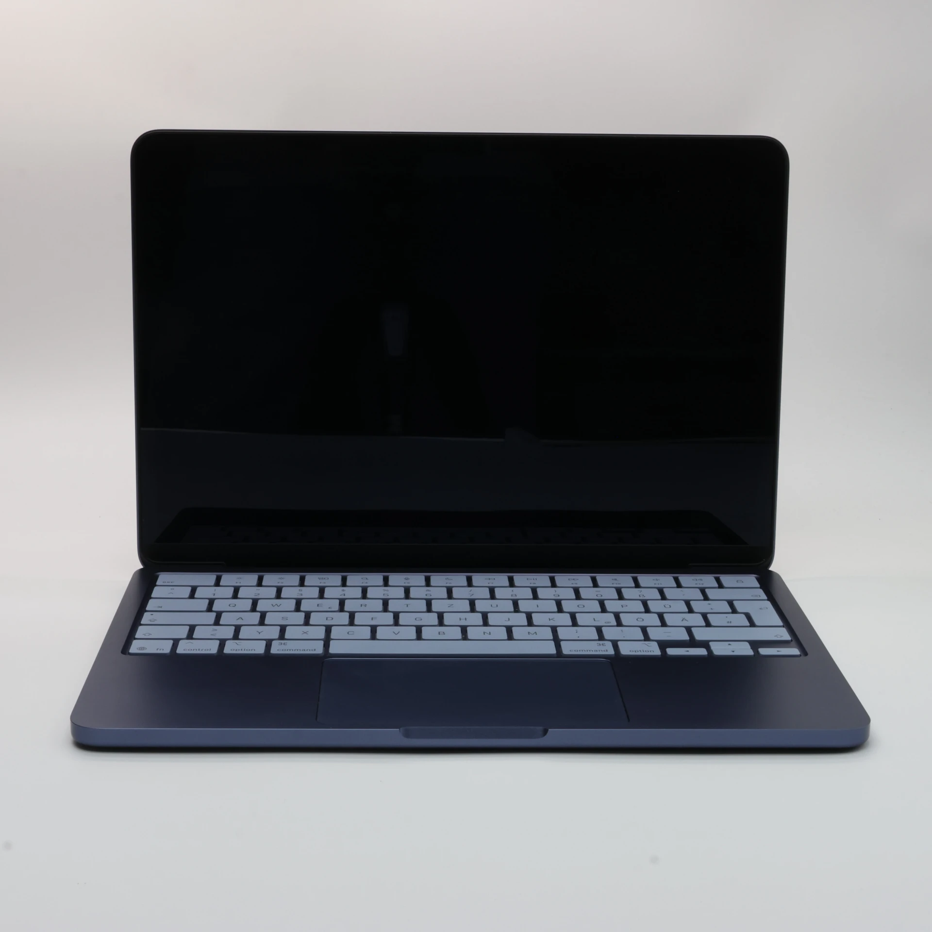Apple MacBook Neo EU, 256 GB, Indigo, A+