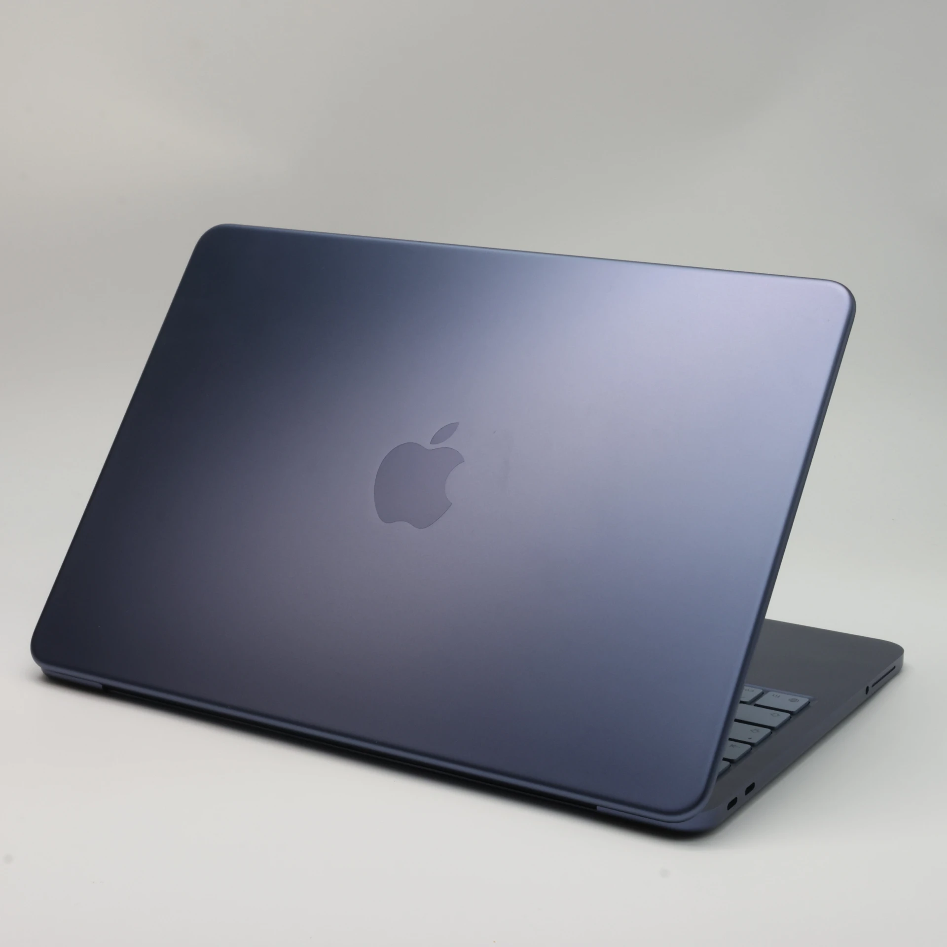 Apple MacBook Neo EU, 256 GB, Indigo, A+