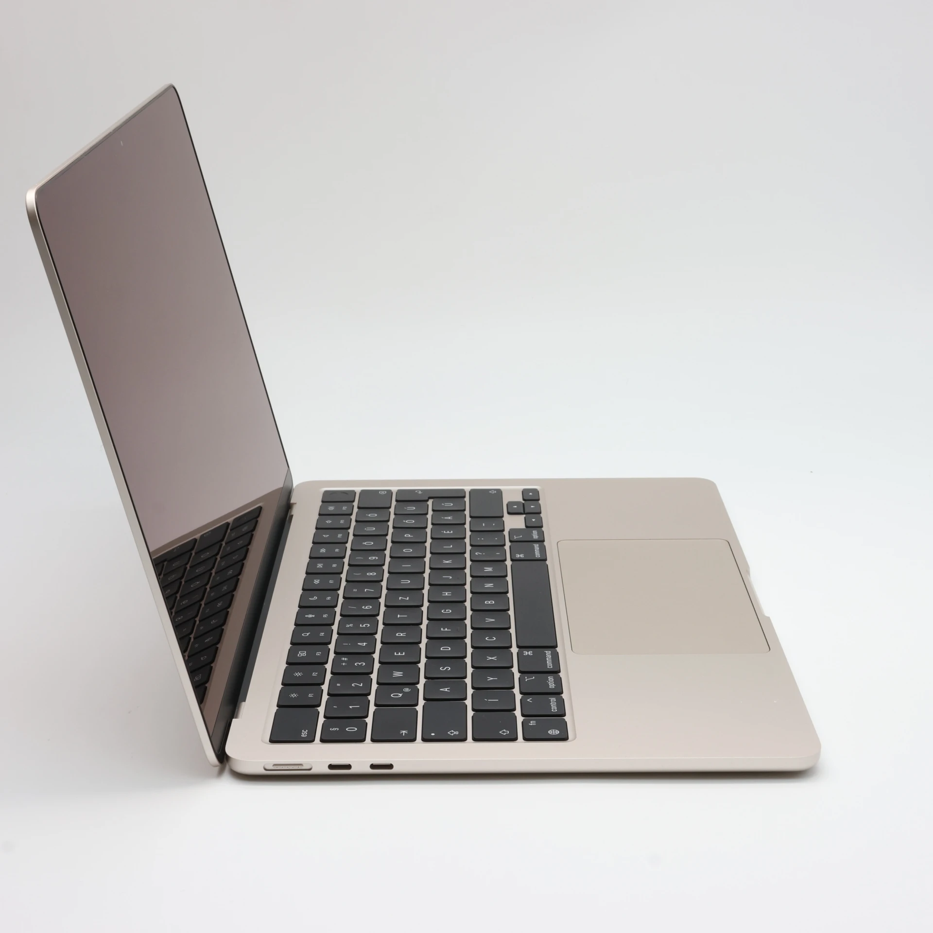 Apple MacBook Air 13″ 2022 HUN, 256 GB, Starlight, M2, 16 GB, SSD, A+