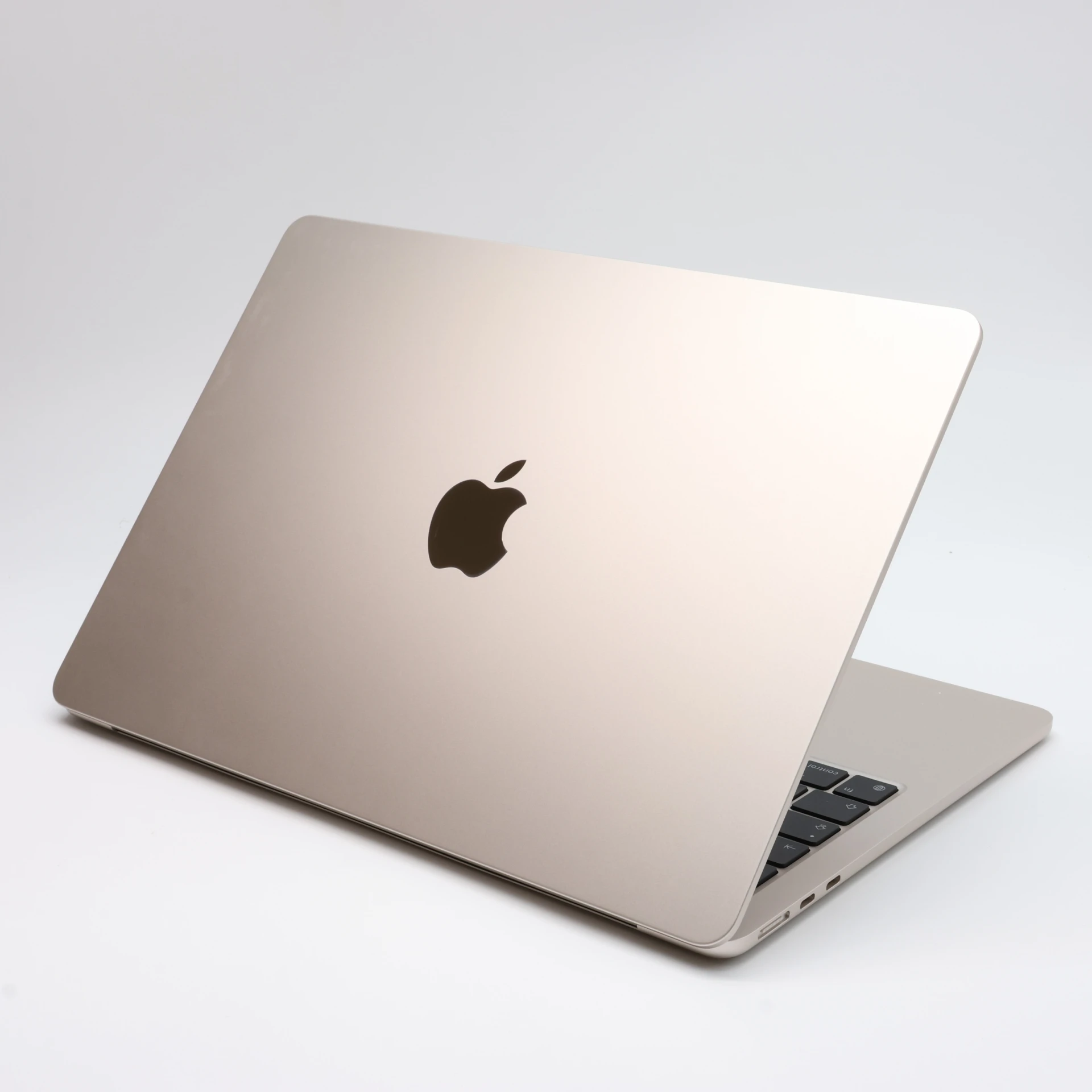 Apple MacBook Air 13″ 2022 HUN, 256 GB, Starlight, M2, 16 GB, SSD, A+
