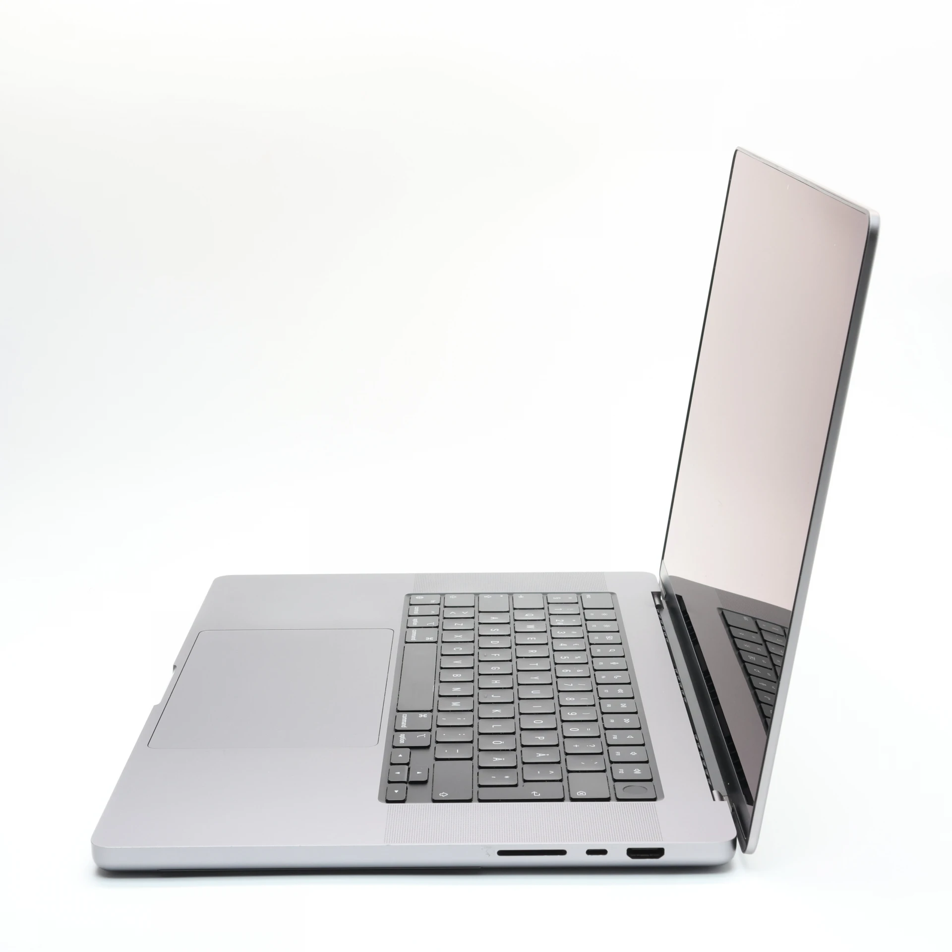 Apple MacBook Pro 16″ 2021 HUN, 1TB, Space Gray, M1 Pro, 16 GB, "A"