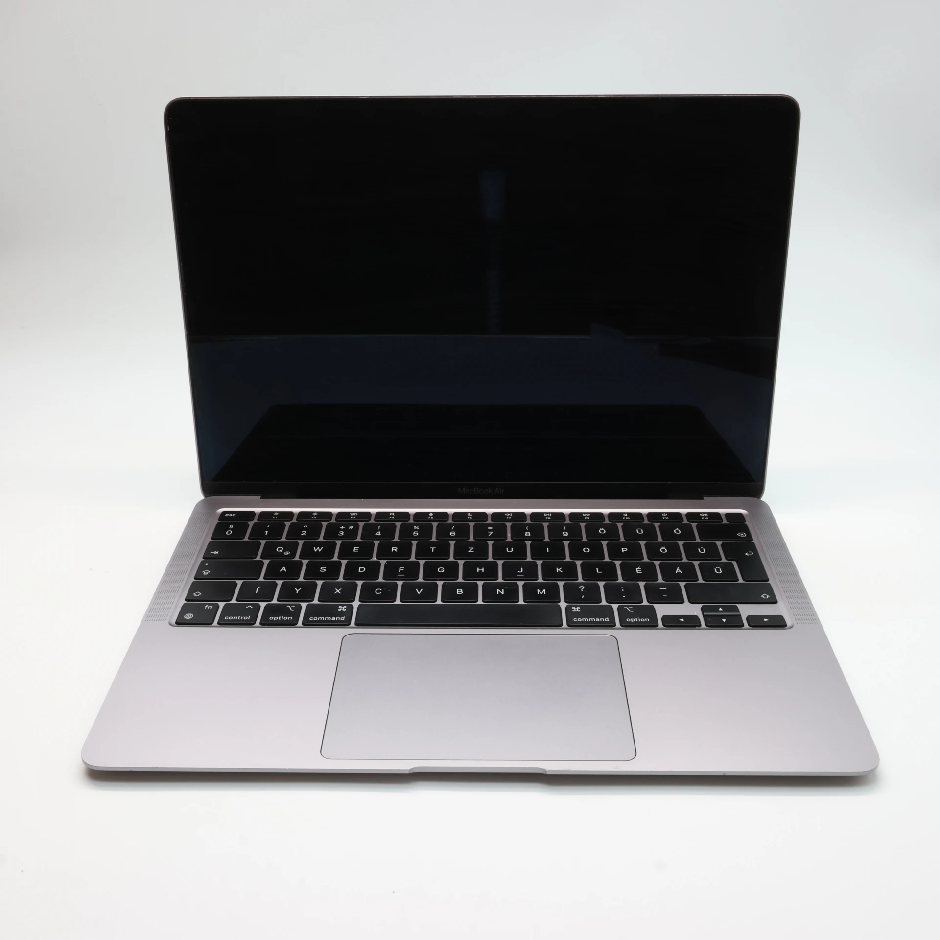 Apple MacBook Air 13″ 2020 HUN, 256 GB, Space Gray, M1, 8 GB, SSD, "A"