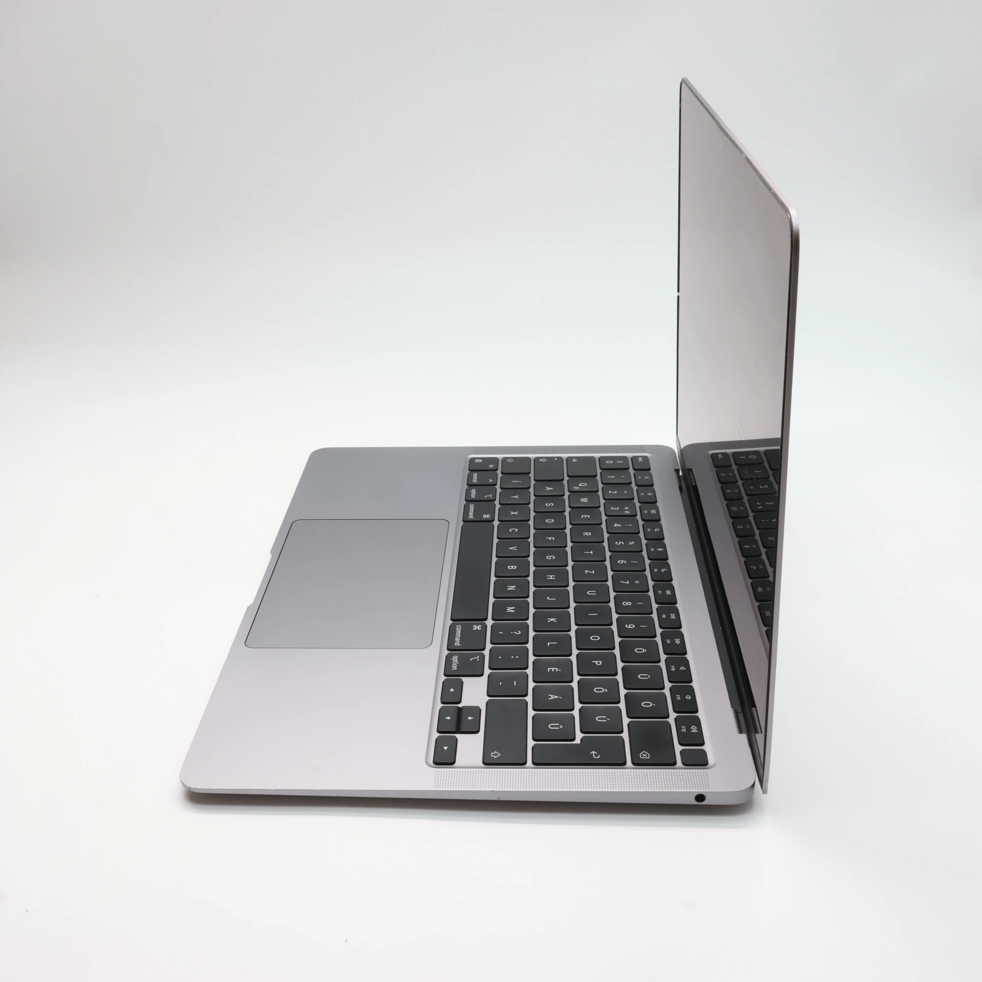 Apple MacBook Air 13″ 2020 HUN, 256 GB, Space Gray, M1, 8 GB, SSD, "A"