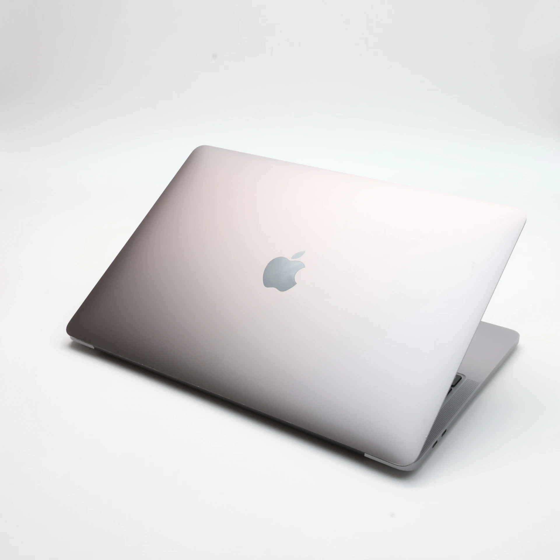 Apple MacBook Pro 13″ 2020 EU, 256 GB, Space Gray, M1, 8 GB, SSD, "A"