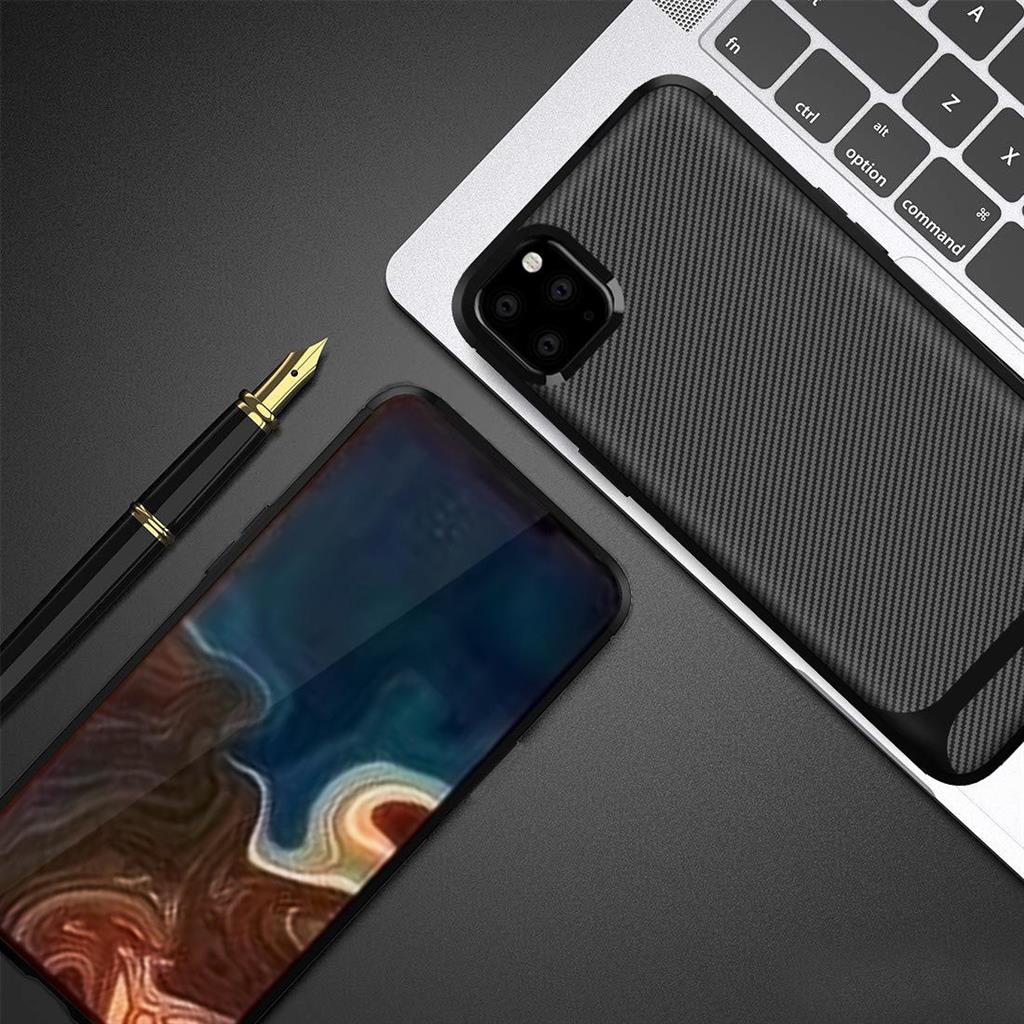 Apple iPhone 11 Pro carbon protect hátlap tok (Fekete)