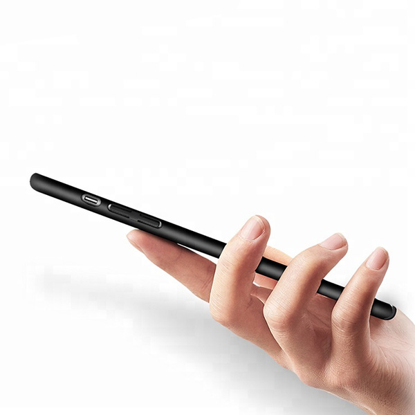 Apple iPhone 11 Pro mesh hátlap tok (Fekete)