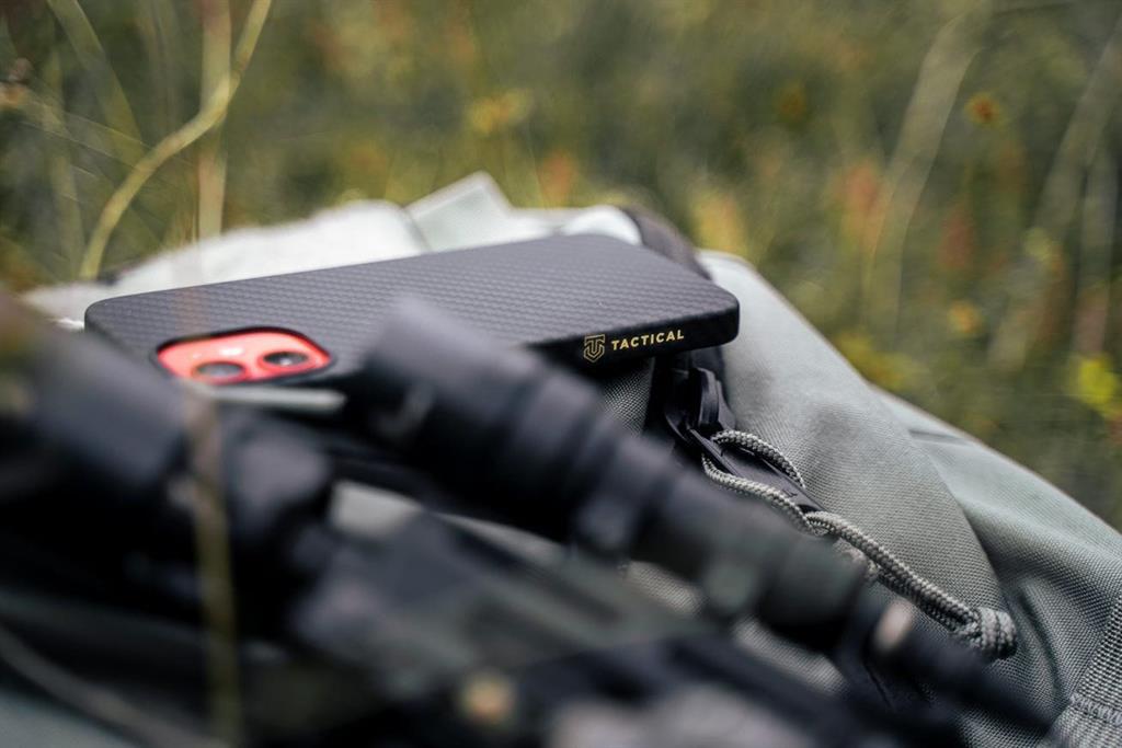 Apple iPhone 15 Tactical MagForce Aramid MagSafe hátlap tok (Fekete)