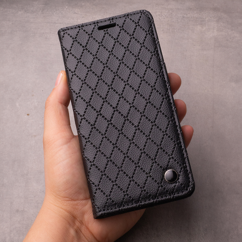 Apple iPhone 16e Smart Caro notesz tok (Fekete)