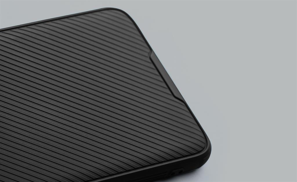 Apple iPhone 17 Pro Nillkin Camshield Prop MagSafe hátlap tok (Fekete)