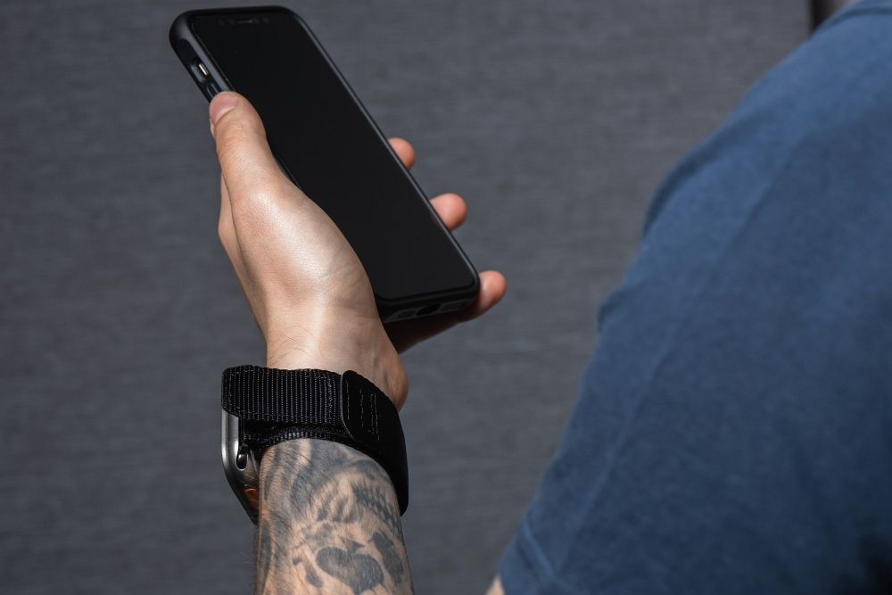 Forcell F-Design FA05 nylon tépőzáras szíj Apple Watch 42 / 44 / 45 / 49 mm (Fekete)