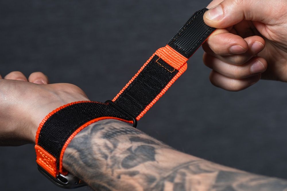 Forcell F-Design FA05 nylon tépőzáras szíj Apple Watch 42 / 44 / 45 / 49 mm (Narancssárga)