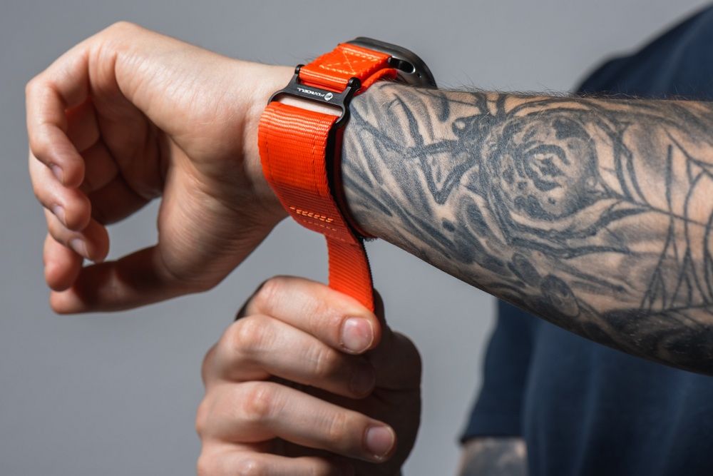 Forcell F-Design FA05 nylon tépőzáras szíj Apple Watch 42 / 44 / 45 / 49 mm (Narancssárga)