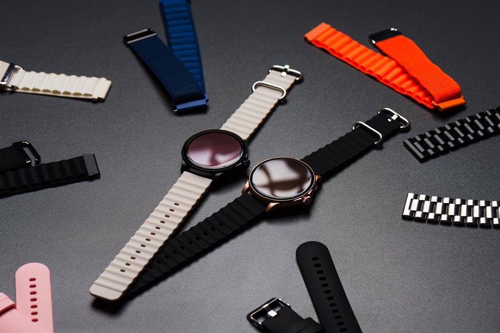 Forcell F-Design FS01 szilikon szíj Samsung Galaxy Watch 22 mm (Fekete)