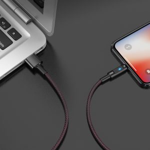 Hoco U47 alumínium ötvözet LED indikátorral intelligens lightning kábel (LED állapotjelző), fekete 0