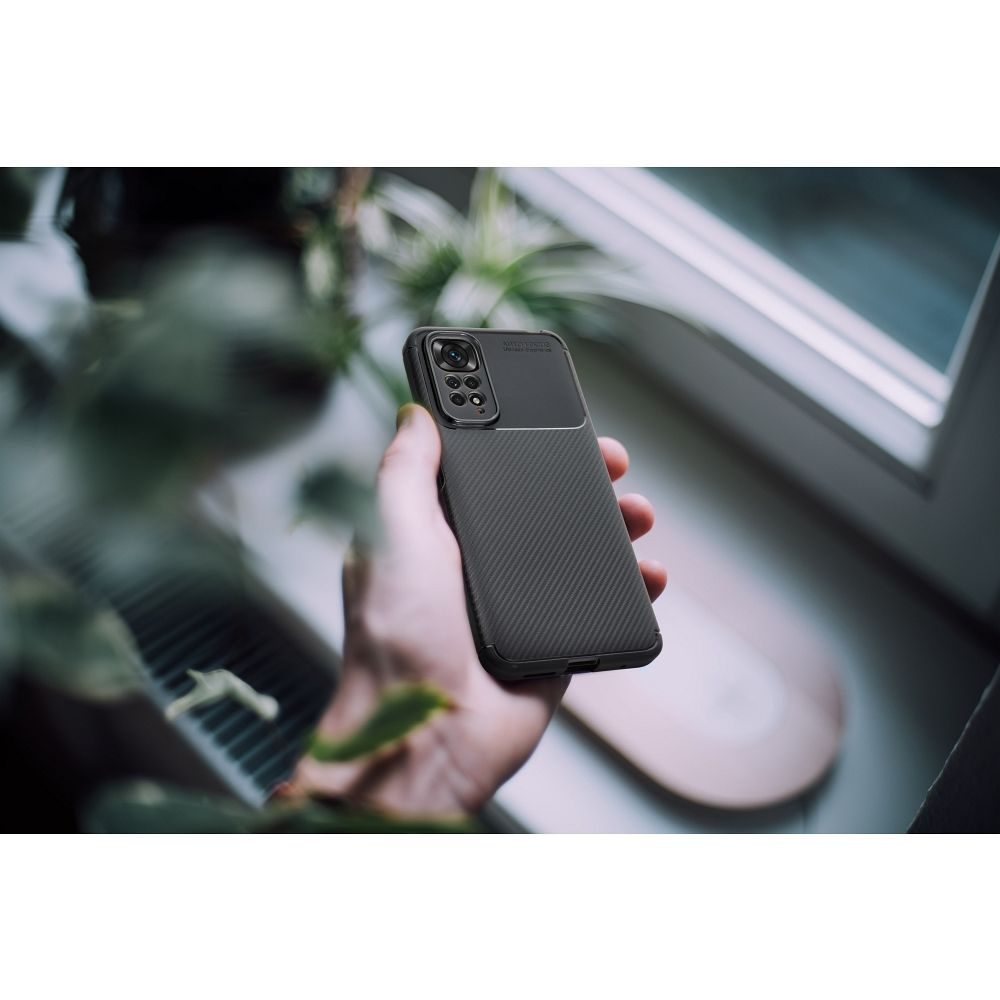 xiaomi-redmi-15c-carbon-fiber-szilikon-hatlap-tok-fekete_3.jpg