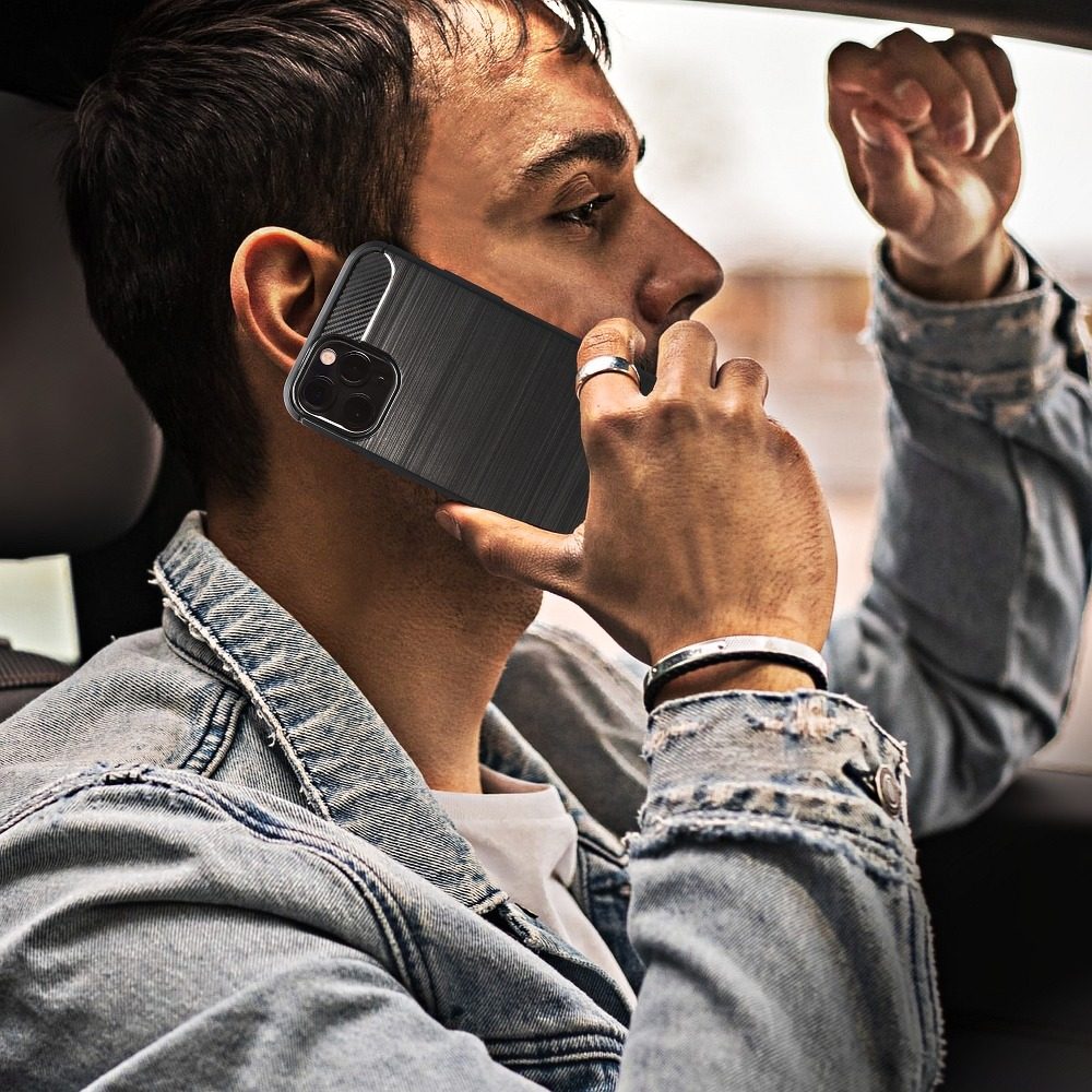 apple-iphone-13-61-forcell-carbon-hatlap-tok-fekete_2.jpg