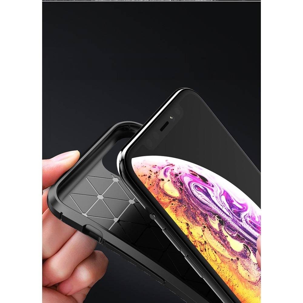 apple-iphone-11-61-carbon-fiber-szilikon-hatlap-tok-fekete_4.jpg