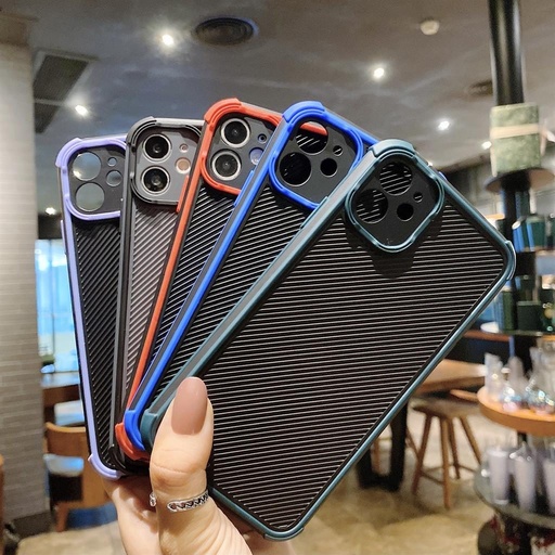 Apple iPhone 13 Pro Max TPU ütésálló hátlap tok (Fekete)